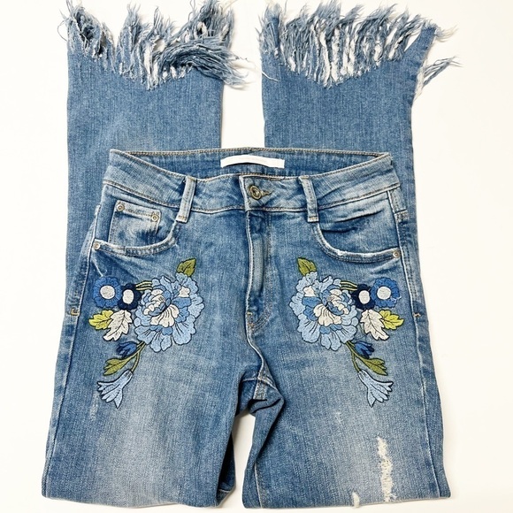 Zara Trafaluc Denimwear Womens High Rise Embroidered Frayed Ankle Jean Sz 2 - Picture 2 of 9